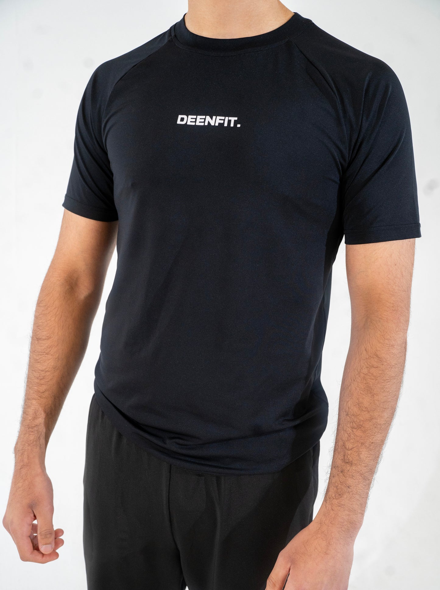 COMPRESSION T-SHIRT